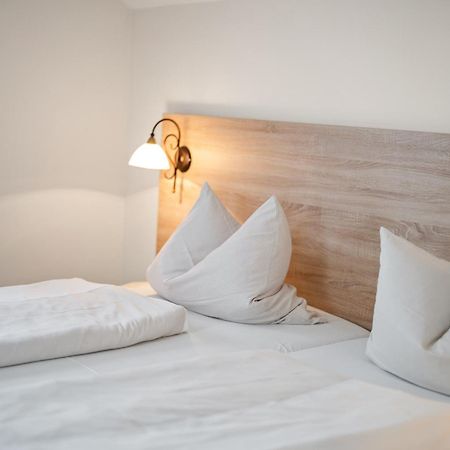 Hotel Zur Post Bad Abbach Ruang foto