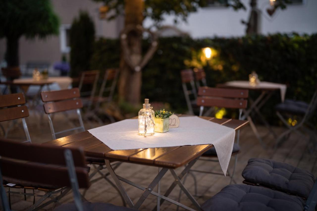 Hotel Zur Post Bad Abbach Bagian luar foto