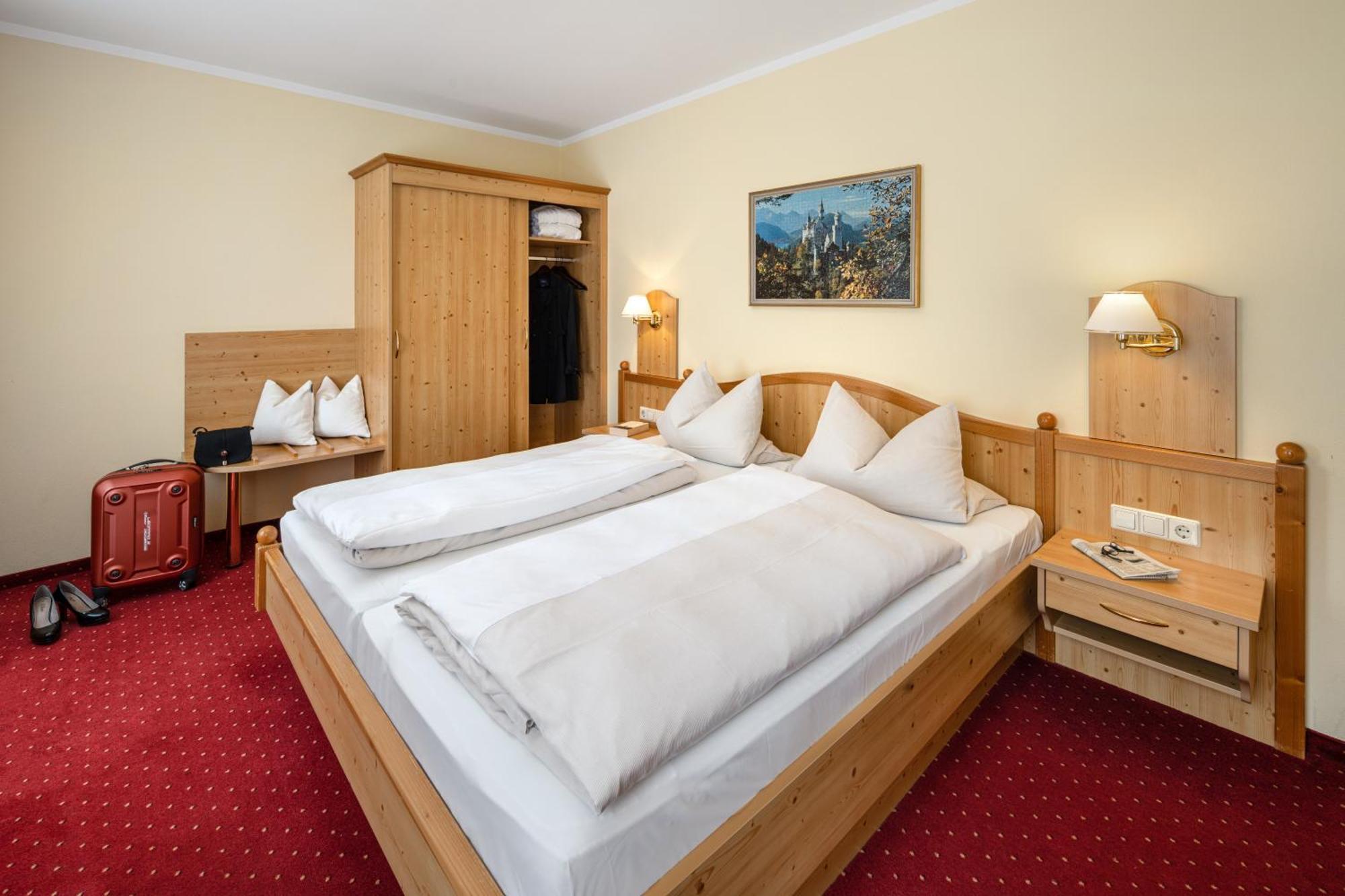 Hotel Zur Post Bad Abbach Ruang foto