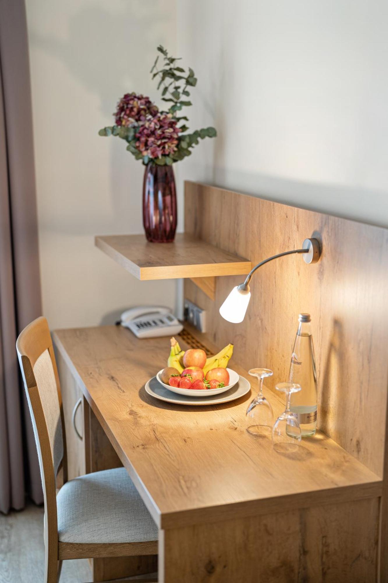 Hotel Zur Post Bad Abbach Ruang foto